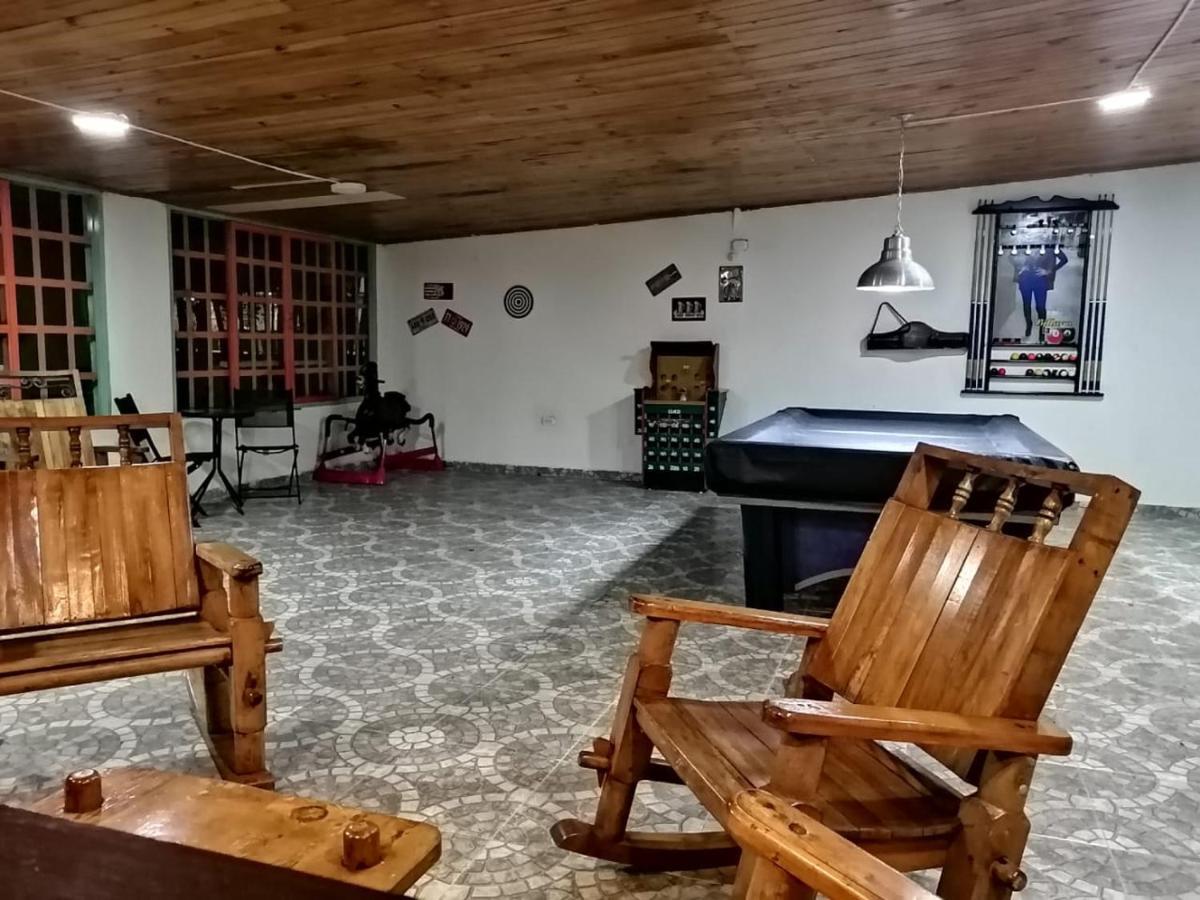 הוסטל Calarcá Finca Turistica Santa Clara מראה חיצוני תמונה